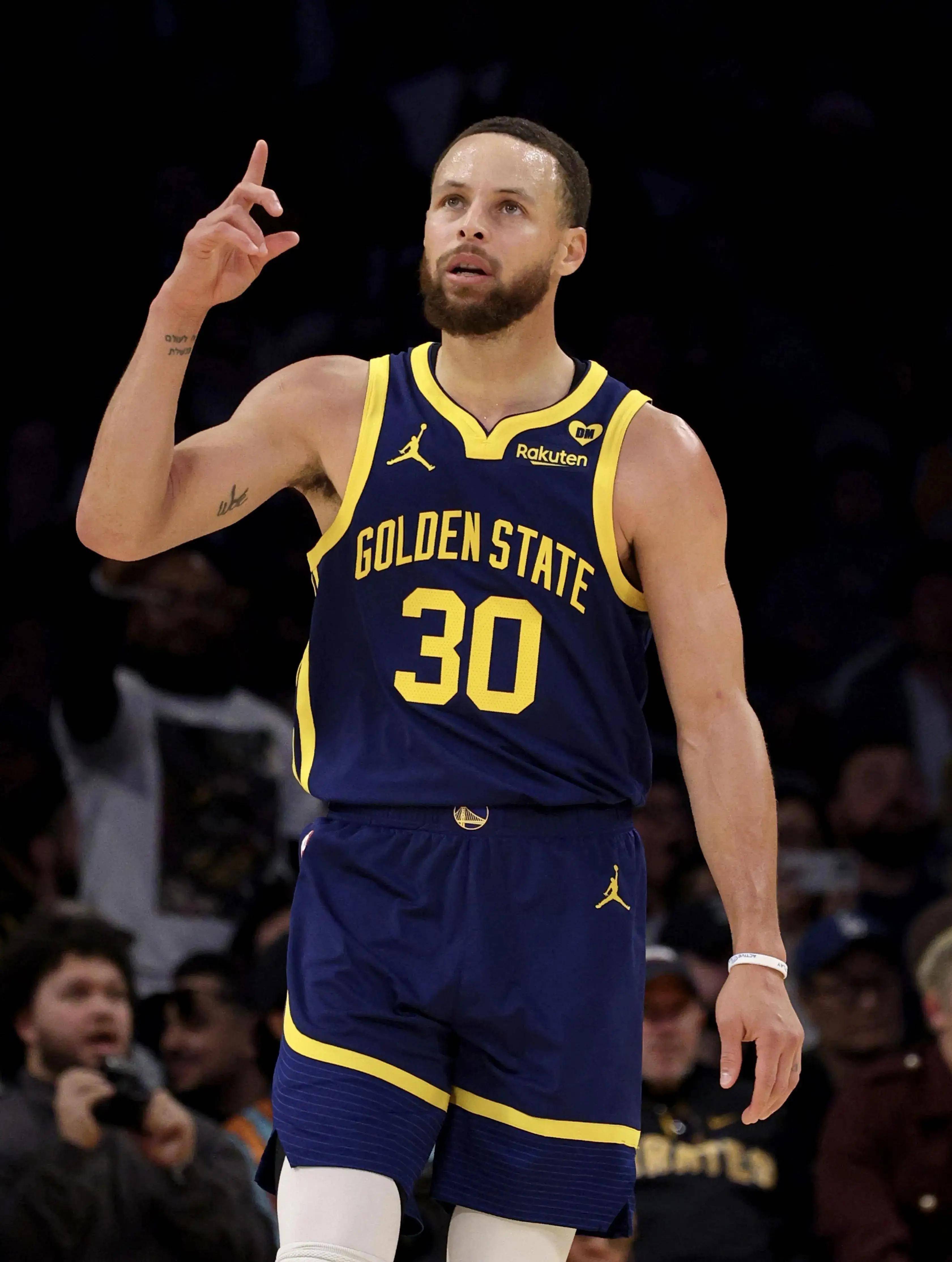 门票与赞助 门票与赞助